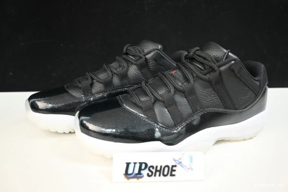 11 AV2187 001 AIR LOW AV2187-001 BLACK-WHITE RETRO JORDAN 0119